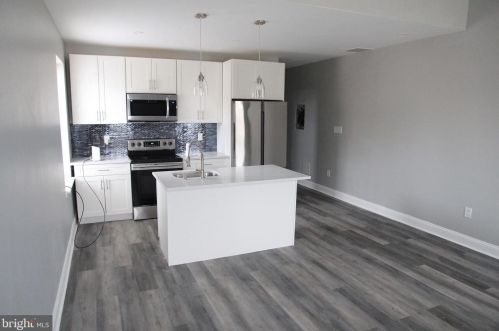 6126 Hazel Ave, Philadelphia, PA 19143-2225