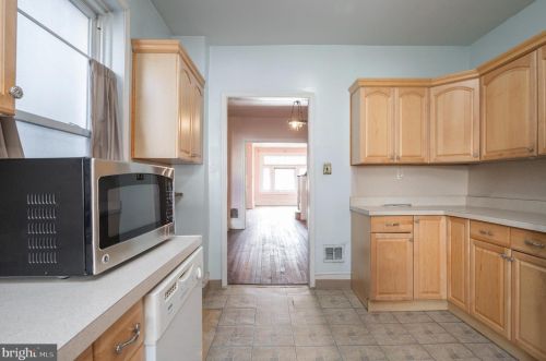 5247 Locust St, Philadelphia PA  19139-4020 exterior