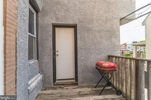 5908 Chew Ave, Philadelphia PA  19138-1514 exterior