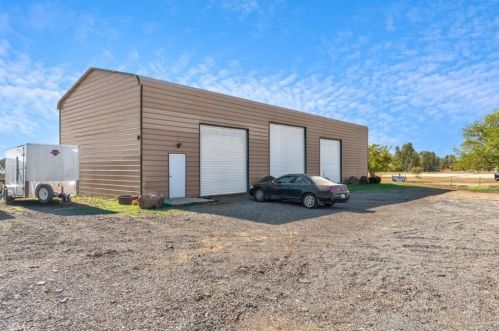 66 Sunnybrook Ln, Oroville CA  95965-8101 exterior