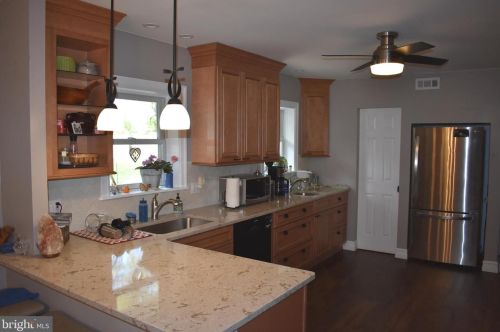 130 Kingston Dr, Bear, DE 19701-1505