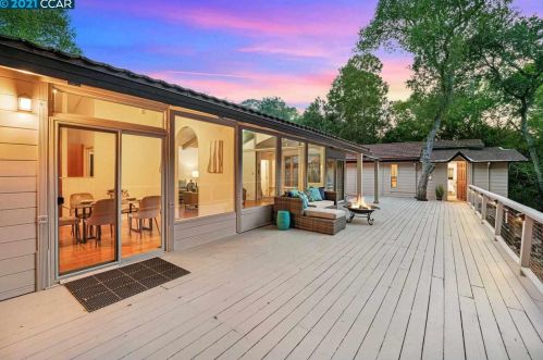 24 Tarabrook Dr, Orinda CA  94563-3121 exterior