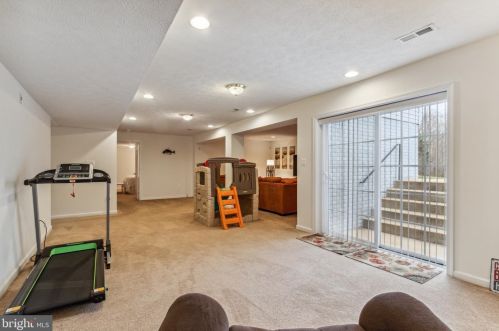 10114 Lees Crossing Ln, Fredericksburg VA  22408-0292 exterior