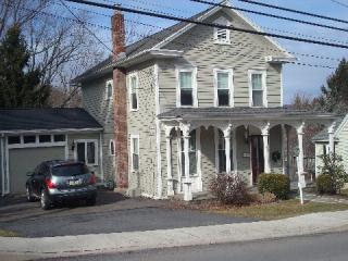 43 Huntsville Rd, Dallas, PA 18612-1814