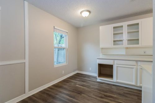 203 Jan Ln, Georgetown TX  78626-7353 exterior