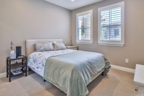 4110 Eagle Flight Dr, Simi Valley CA 93065-0225 exterior