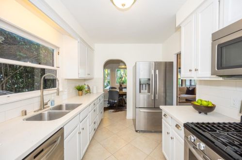 5118 Marlborough Dr, San Diego CA  92116-2029 exterior
