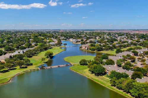 4912 Wood Lake Dr, Frisco, TX 75035-8239