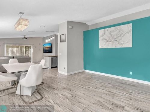 10240 24th Ct, Hollywood FL  33025-6504 exterior