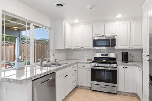 3633 Ganado Way, Modesto CA  95356-0309 exterior