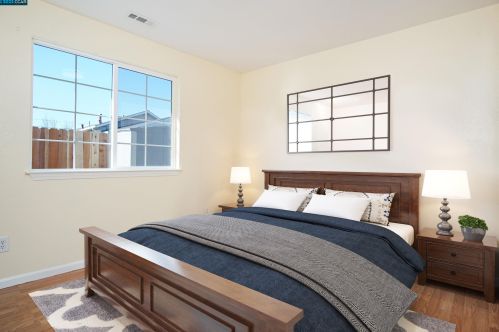 825 4th Ave, San Bruno CA  94066-3214 exterior