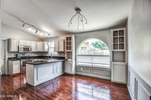 1088 Sierra St, Gilbert AZ  85296-3832 exterior