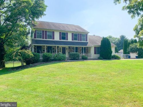 3946 Township Line Rd, Collegeville, PA 19426-3046