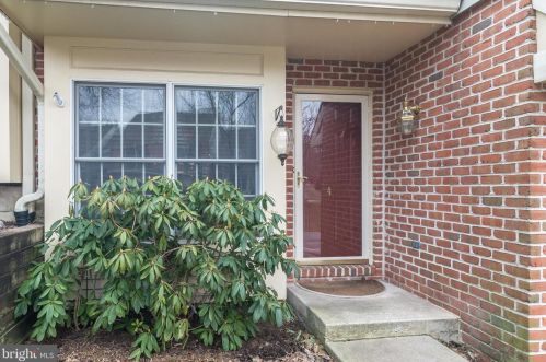 4 Willow Ct, Downingtown, PA 19335-3400
