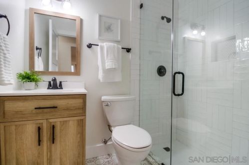 3124 Dumas St, San Diego CA 92106-1318 exterior