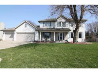 464 Hawthorne St, Neenah, WI 54956-4624