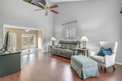 418 Poplar Ct, Maitland FL  32751-5975 exterior