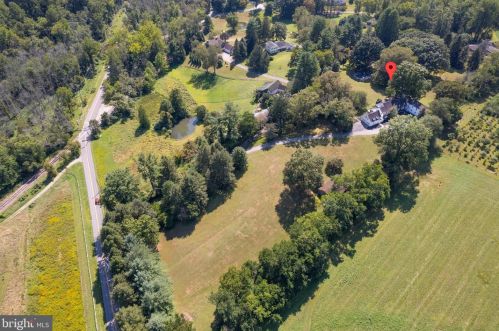 101 Windward Rd, Wilmington, DE 19807-2435
