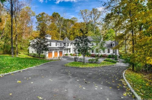 323 Smith Ridge Rd, New Canaan CT  06840-3625 exterior