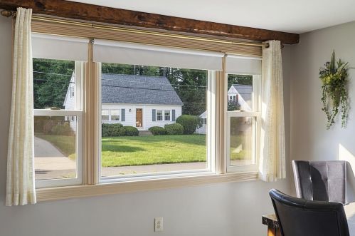 26 Bedford St, Nashua NH  03063-2032 exterior