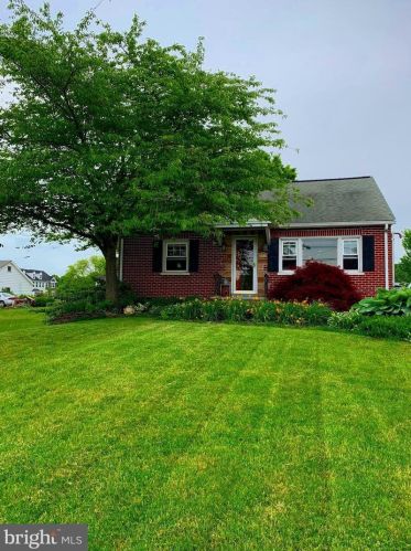 463 School Ln, Harleysville, PA 19438-1714