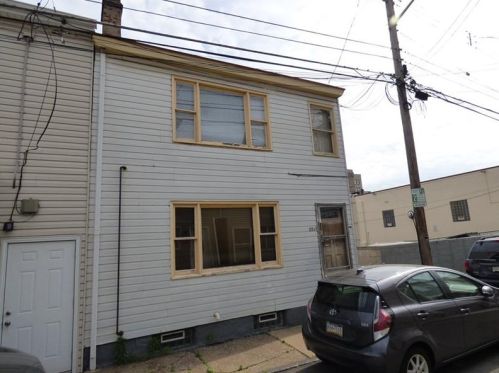 2517 Larkins Way, Pittsburgh, PA 15203-2220