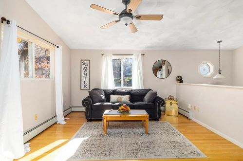 73 Tanner Ave, Warwick RI  02886-4510 exterior