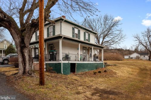 616 Branch St, Strasburg, VA 22657-2024