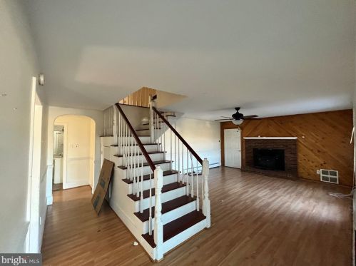 34872 Pyle Center Rd, Frankford, DE 19945-3288