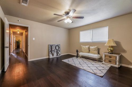 6809 Valhalla Rd, Fort Worth TX  76116-9113 exterior