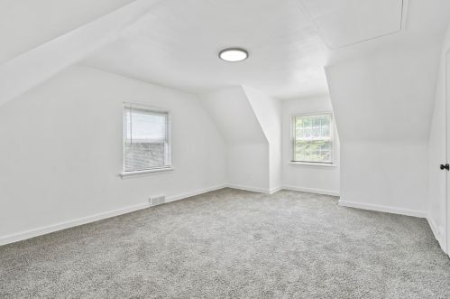 189 Orch Dr, Pittsburgh PA 15228-2159 exterior