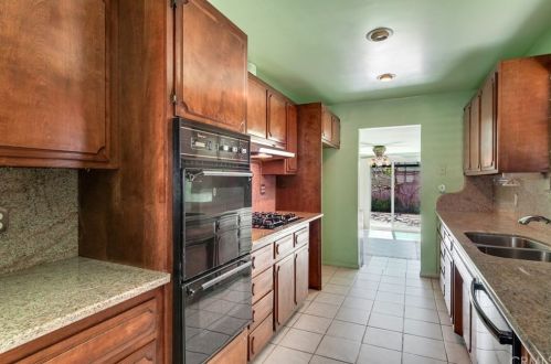 4186 Wayne Ct, Riverside, CA 92504-2931
