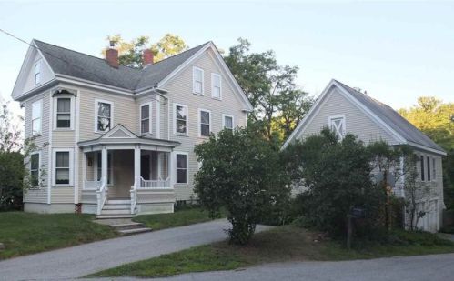 2 Wallace St, Newton, NH 03858-3610