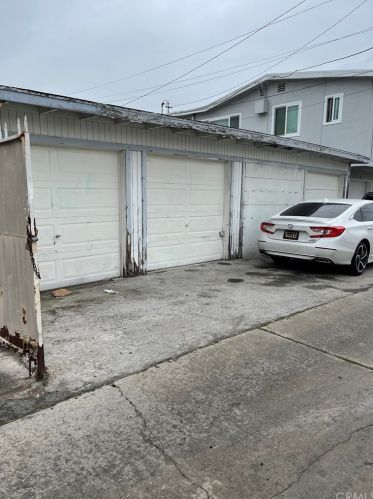 1609 14th St, Long Beach, CA 90813-2476
