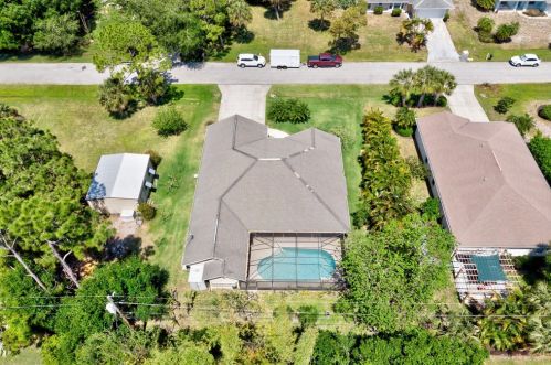 666 Brookedge Ter, Sebastian FL  32958-6117 exterior