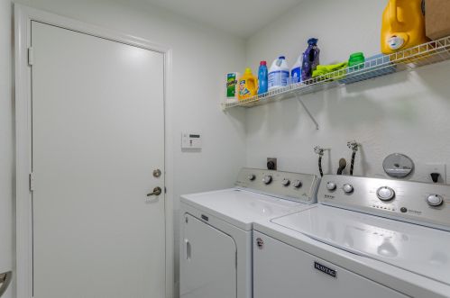 3471 177 Ave, Hollywood FL 33029-1672 exterior