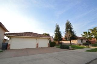 1838 Sundance Ln, Madera CA  93637-9200 exterior