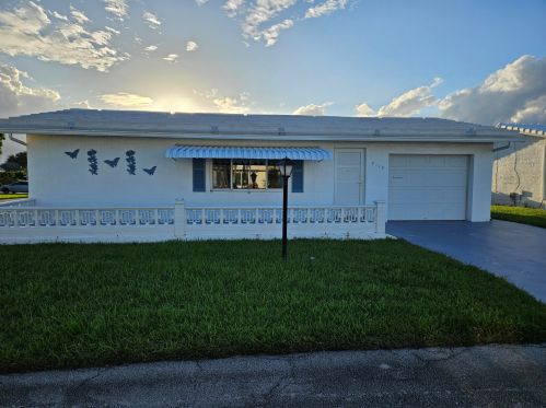 2119 22nd St, Boynton Beach, FL 33426-7155