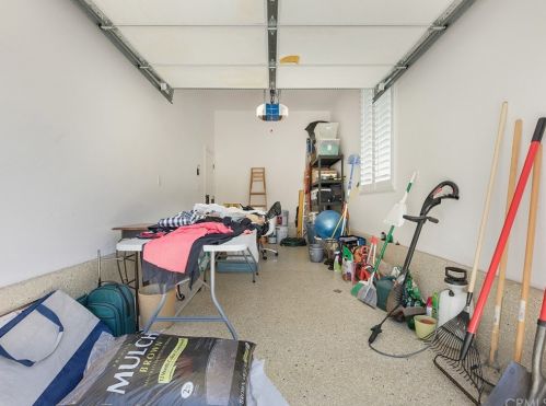 57 Volta Del Tintori St, Lake Elsinore CA  92532-0143 exterior