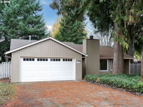 10529 Pueblo St, Tualatin, OR 97062-9403