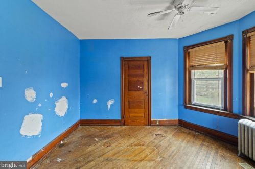 427 Columbia Ave, Lansdale PA 19446-3505 exterior