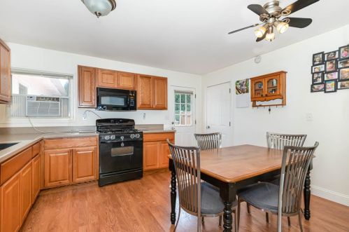 104 Whippoorwill Dr, New Haven OH  45030-1437 exterior