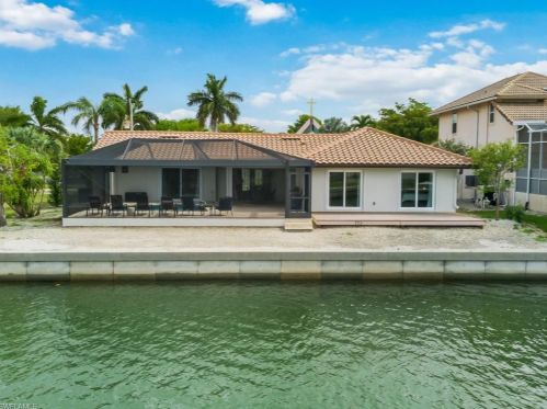 773 Holly Ct, Marco Island FL  34145-1915 exterior