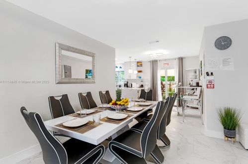 1601 16th Ave, Hollywood FL  33020-6528 exterior