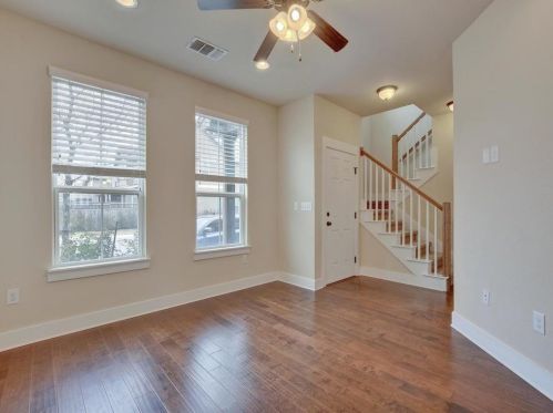 7706 Easy Wind Dr, Austin TX  78757 exterior