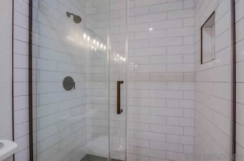 1874 Forestdale Dr, Encinitas CA  92024-4214 exterior