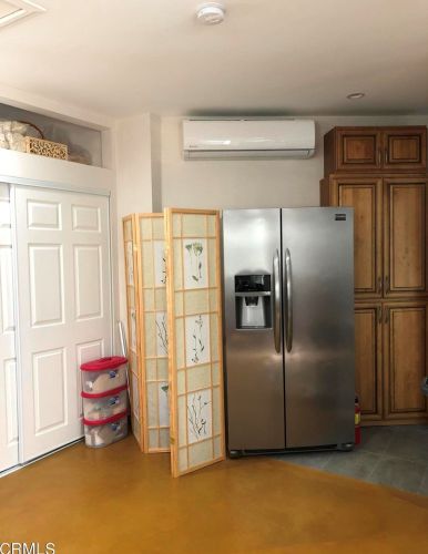 2834 Los Olivos Ln, Glendale CA 91214-2829 exterior