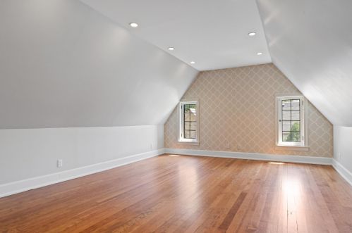 4108 Lk Dr, Milwaukee WI 53211-1719 exterior