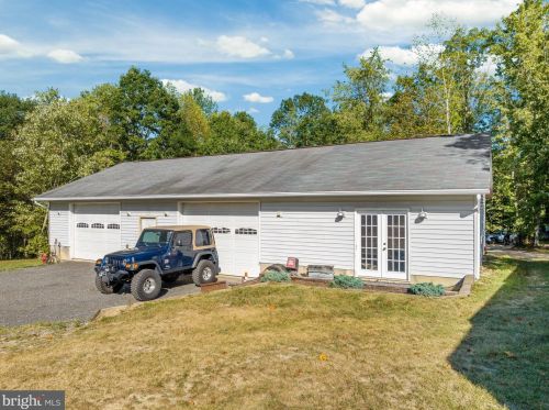 1114 Johnstown Rd, Edinburg VA  22824-2639 exterior
