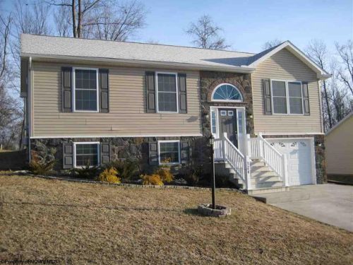 324 Double Eagle Ln, Core WV  26541-8210 exterior